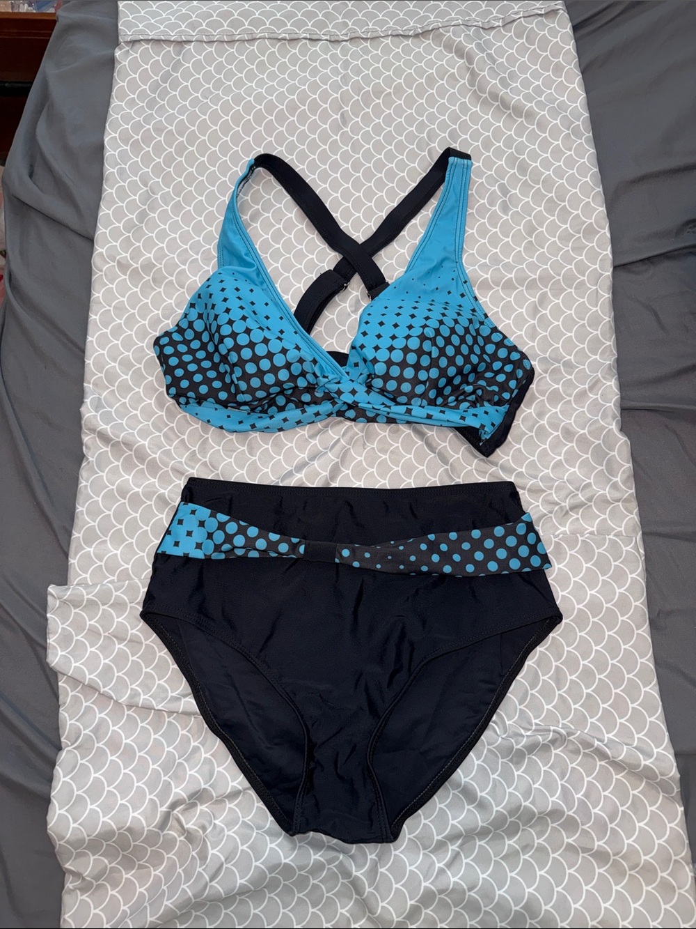Blue & Black Polka Dot Women’s Two-Piece Swim Set NWOT